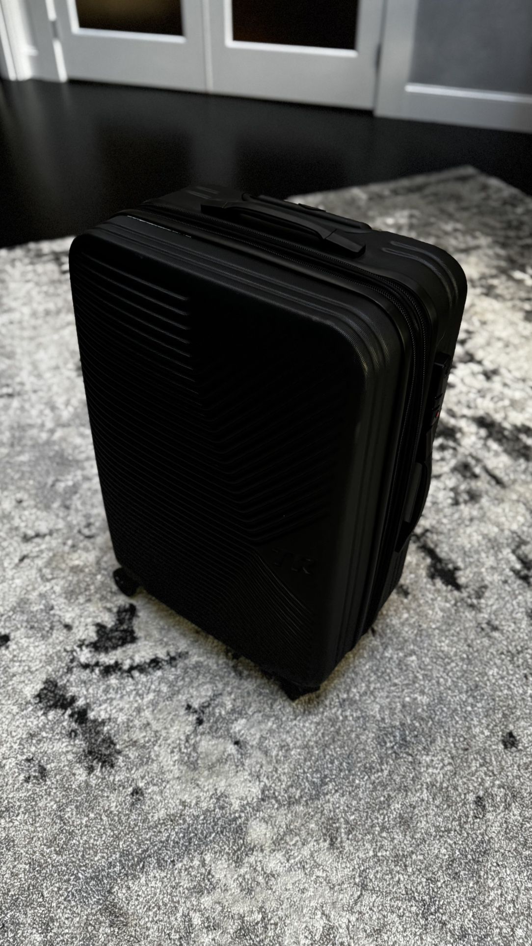 TR Hard-case Suitcase