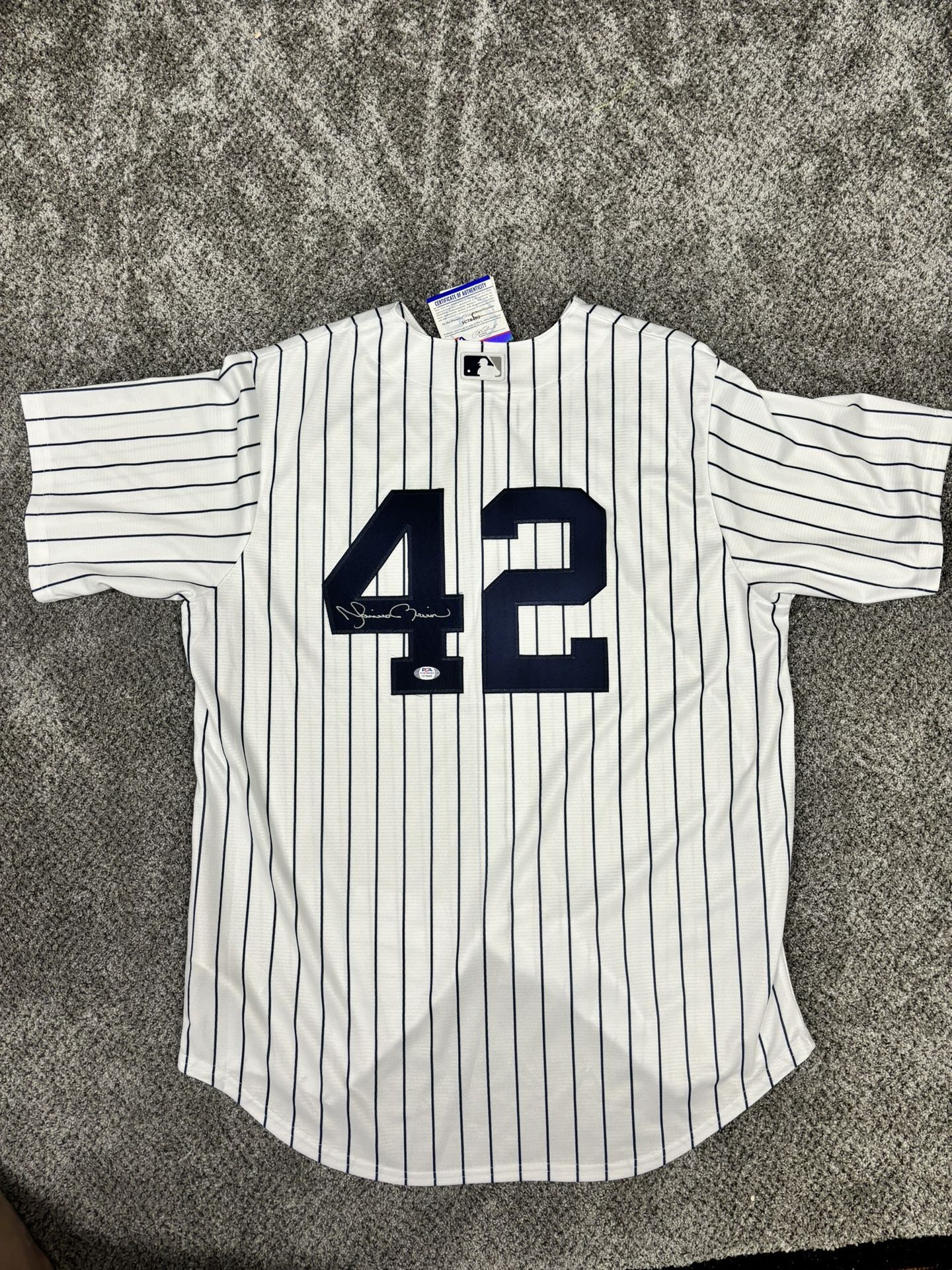 Mariano Rivera Signed Jersey With COA