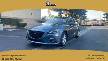 2015 MAZDA MAZDA3