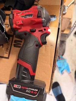 Milwaukee 1/2 inch stubby impact gun