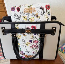 Hand bag