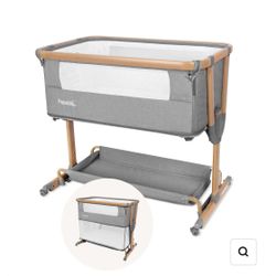 4-in-1 Baby Bassinet with Playard Extension