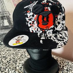 DISNEYLAND MICKEY MOUSE BASEBALL HAT
