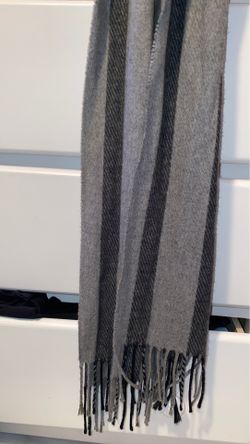 Gray scarf