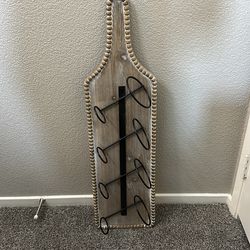 Wall wine rack