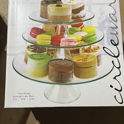 New Stackable Cake Plates