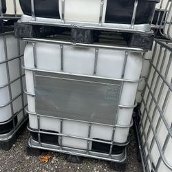 Brand New 275 Gal Ibc Totes