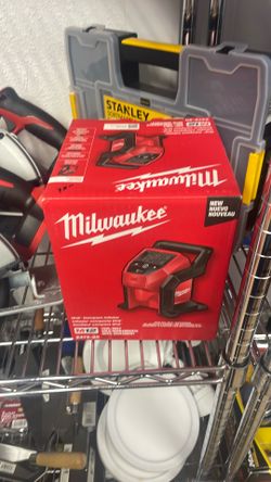 Milwaukee M12 Compact Inflator - tool only ad only pick up