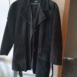 Laps Woman's Black 100 Percent Genuine Leather Three Quarter Jacket 