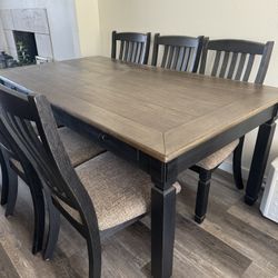 Dining Table With 6 Chairs