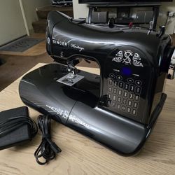 Singer Heritage 8768 Sewing Machine