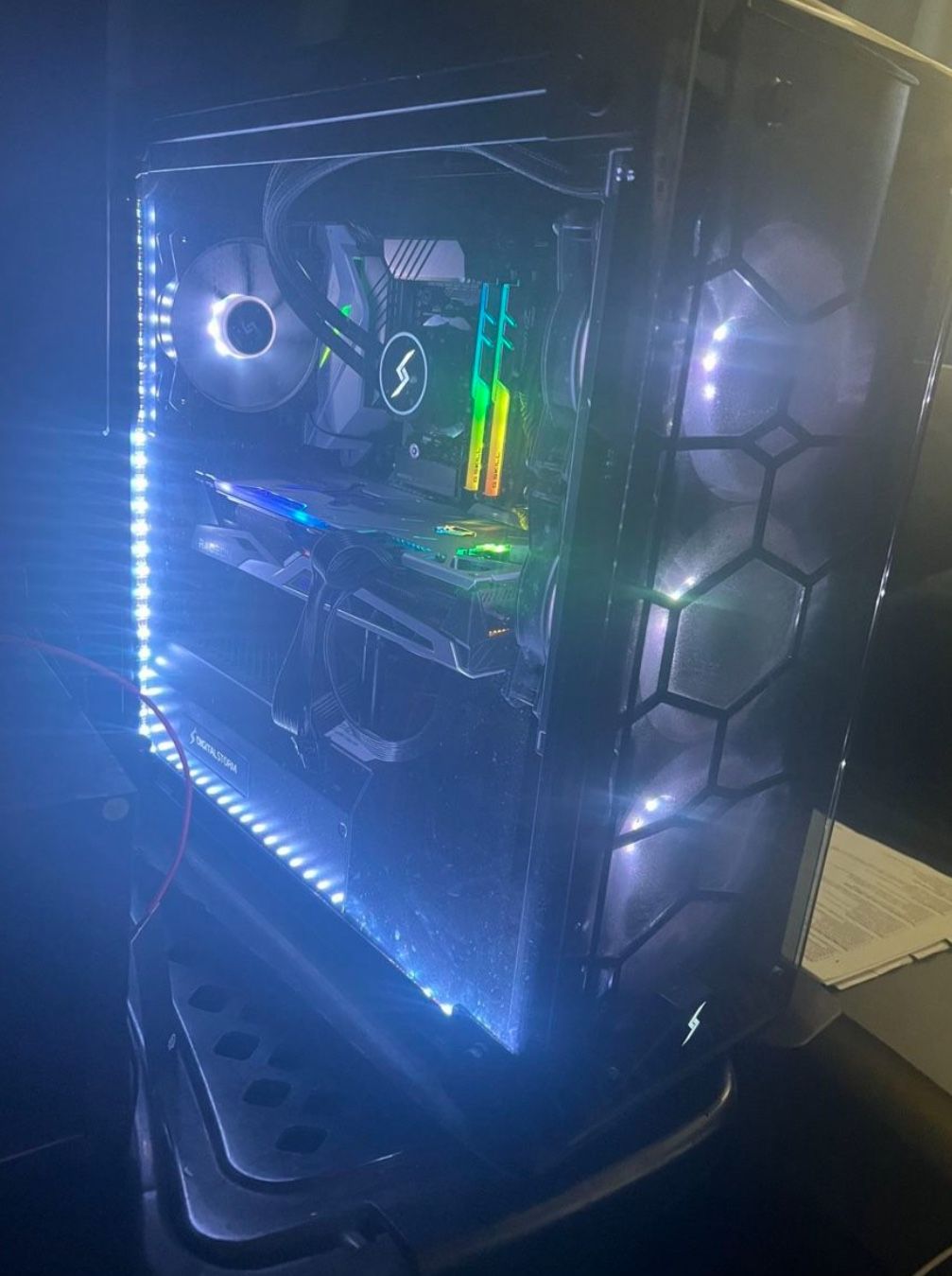 GAMING PC (6900xt 5900x (300+  Frames In Warzone )