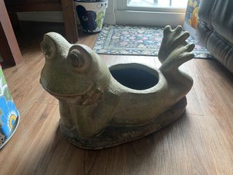 Pier One Floor Planter