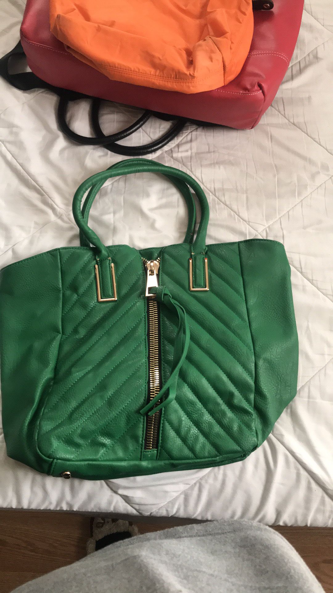 Green & gold tote