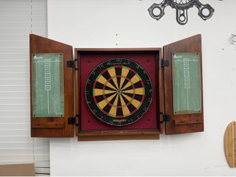 Vintage 1977 Abercrombie & Fitch Winmau Dartboard Cabinet – Restored
