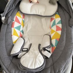 Bouncy And bassinet
