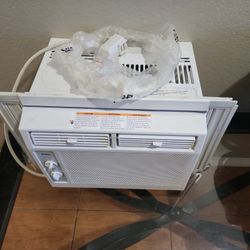 Window Unit AC 