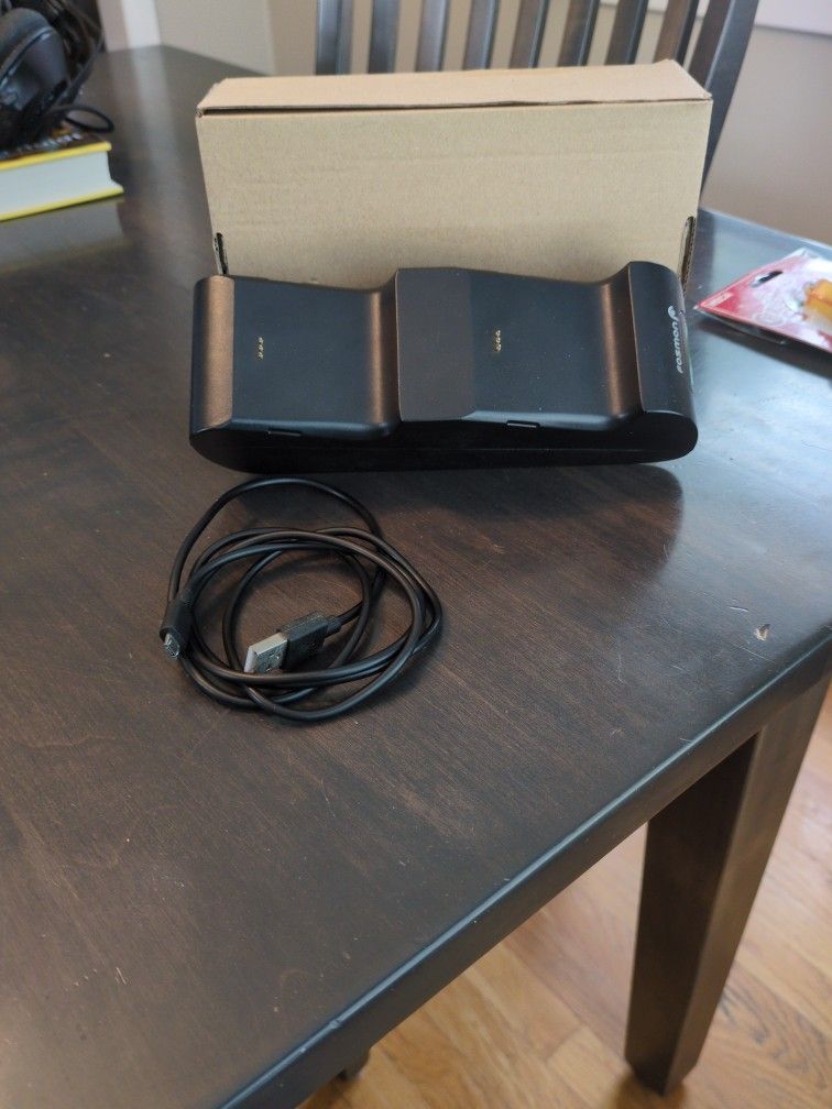 Fosmon XBox X Controller Charger