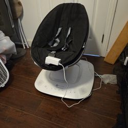 MAMA ROO BABY SWING