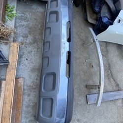 2004-2006 Chevy Silverado Front Bumper OEM 