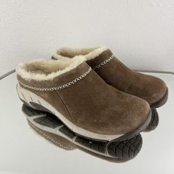 MERRELL Stone Brown Tan Suede Echo Ice 4 Cozy Faux Shearling Lined Slip On Shoes