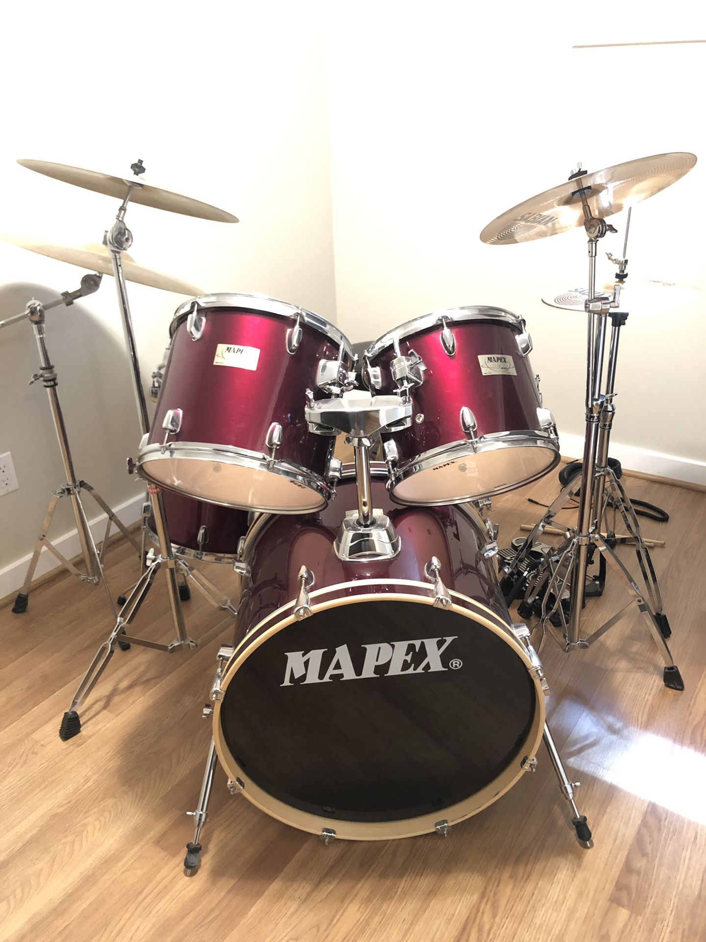 Mapex 5 Piece Drum Set w/ Sabian Cymbals and Stands Included
