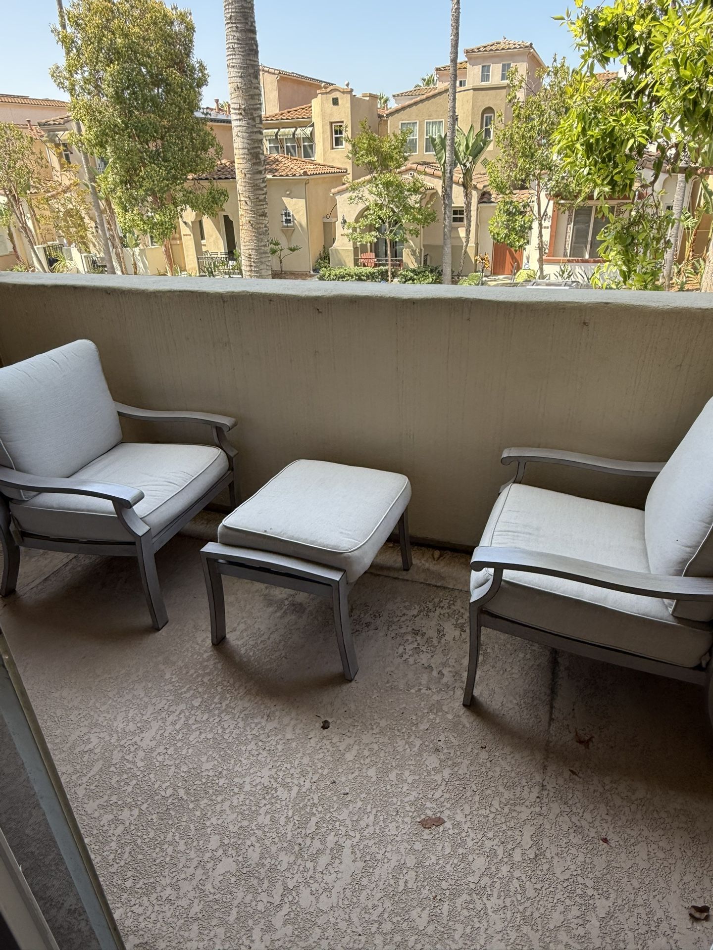 Patio Club Chairs Set Of 2 With Cushions And Ottoman