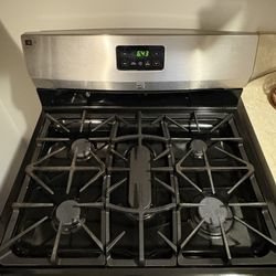 Kenmore Stove -5 Burners And Oven 