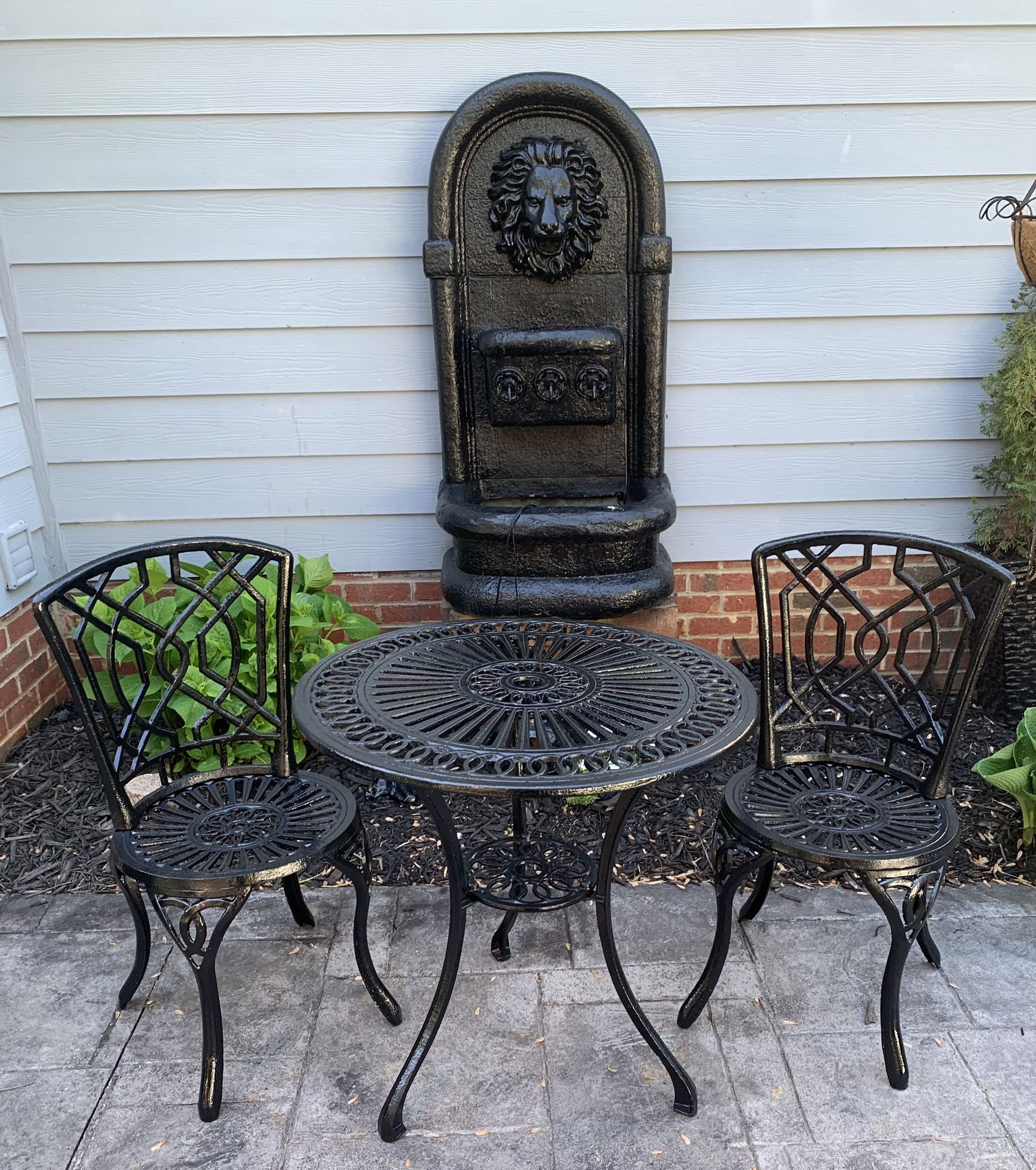 Beautiful Antique Cast Iron Bistro Set for Sale in Wake Forest, NC