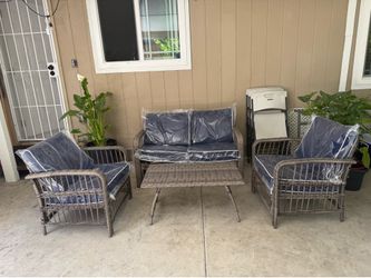 Outdoor patio set