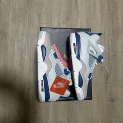 Jordan 4 