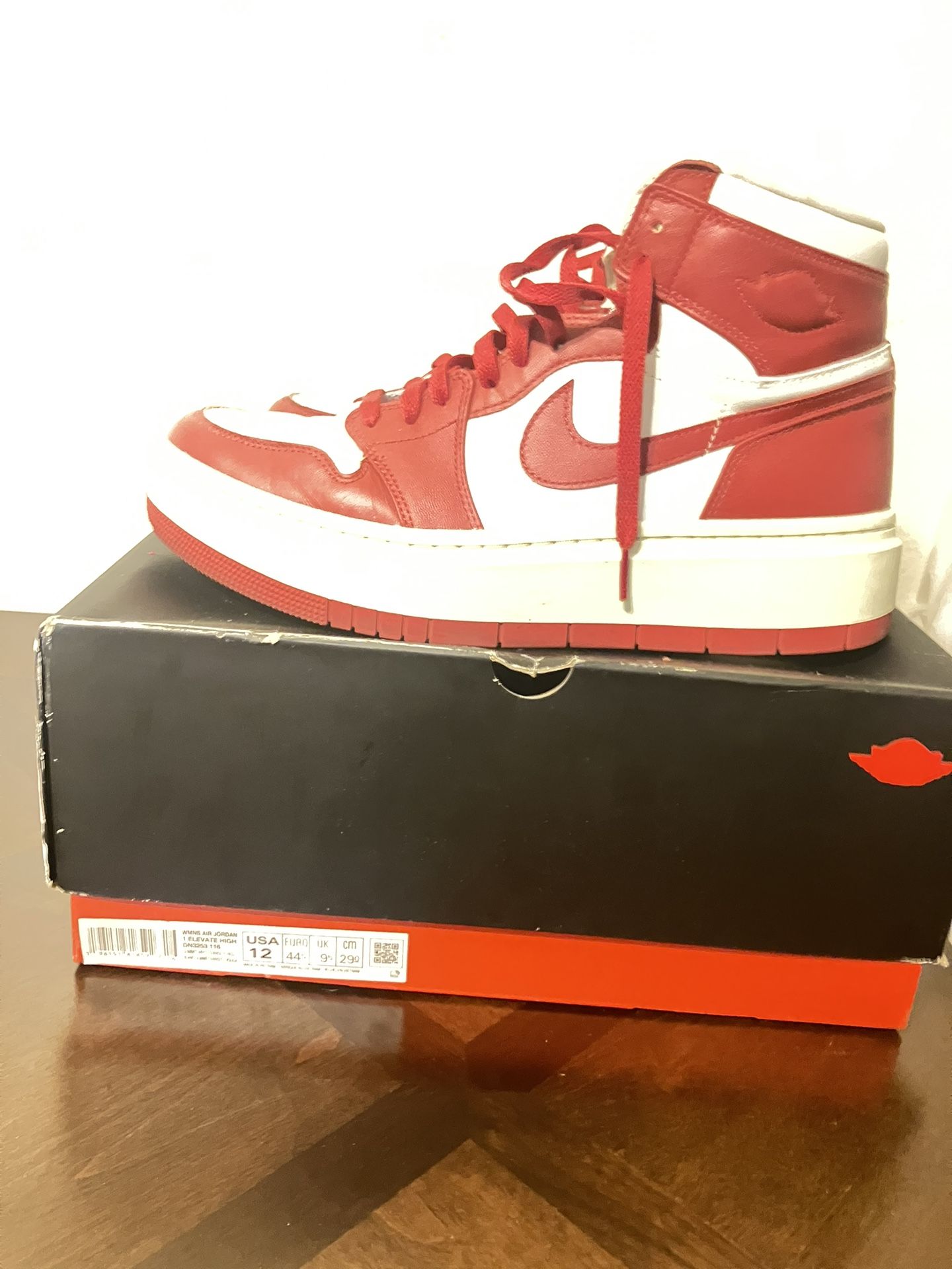 Jordan 1. Elevated For Women 