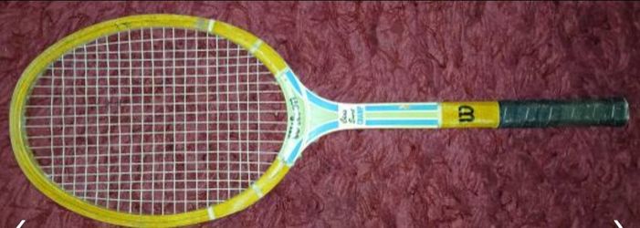 Chris Everet Lloyd Champ Tennis Raquet