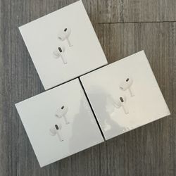 Earphones 