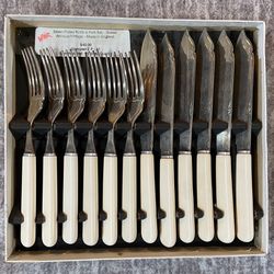 Boxed Silver Plated Fish Knife/Fork Set - Vintage 12 Piece (English)