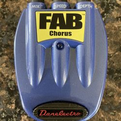 NEW DANELECTRO FAB CHORUS GUITAR PEDAL