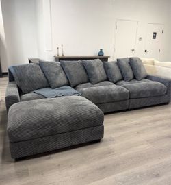 Beautiful Gray Couch with large Ottoman
