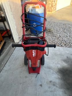 Concrete breaker Hilti 2000