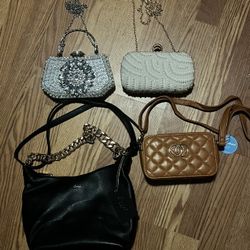 Women’s Handbags 