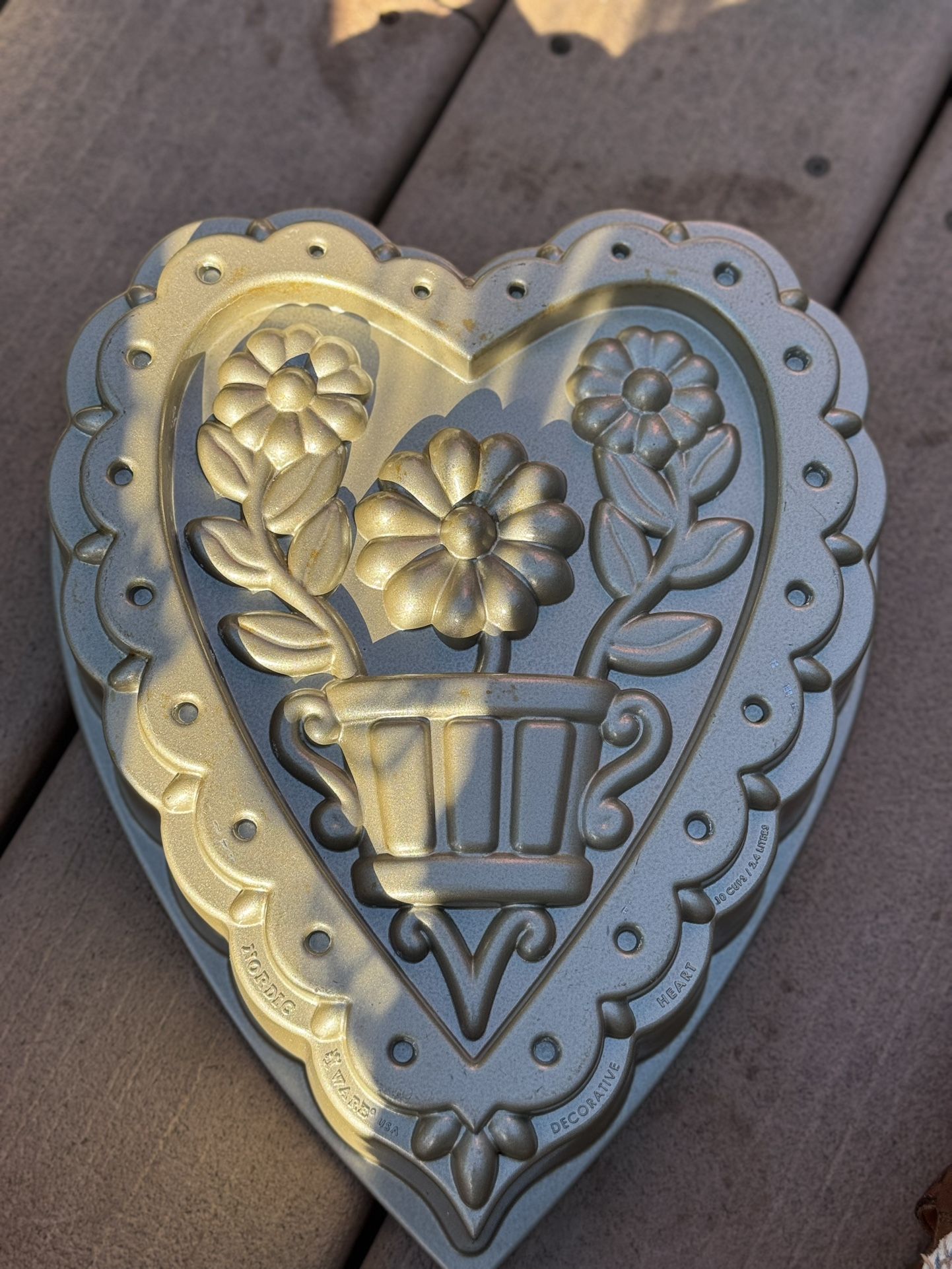 Nordic Ware Floral Heart Cake Pan