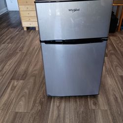 Whirlpool Mini Fridge
