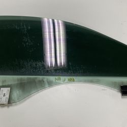 BMW 645i 650i DRIVER FRONT WINDOW GLASS E63 E64