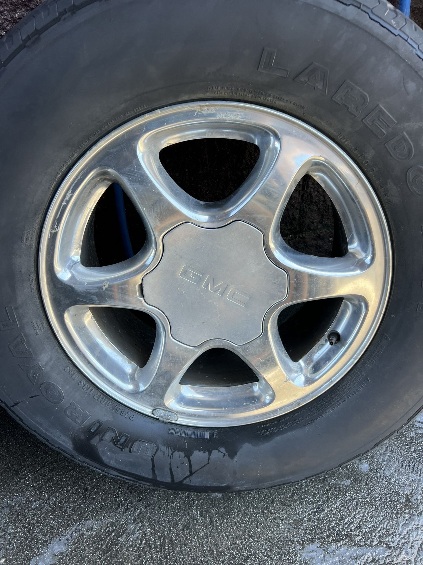 GMC 17inch Rims