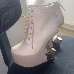 Platforms - (Womans Size 6)