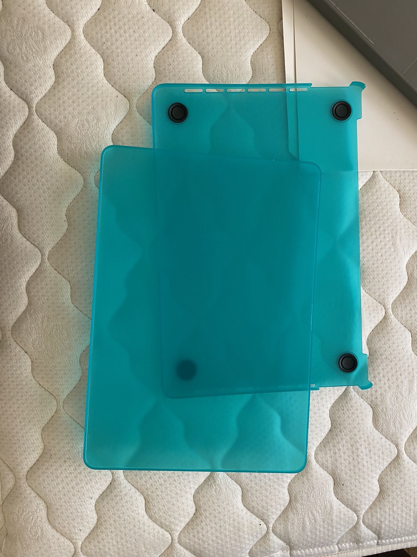 MacBook Pro 13inch Protector