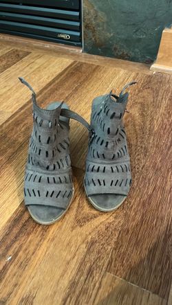 Cute Grey Cutout Wedge Sandals - Size 7.5