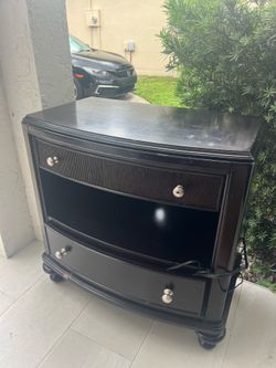 Pair of nightstands
