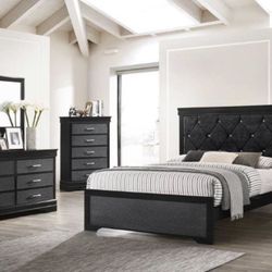 4pc Queen Size Set  