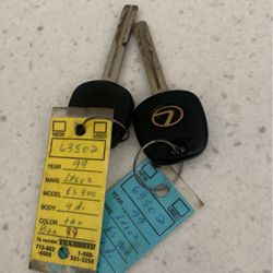 99 Lexus Keys Es300 Both 40