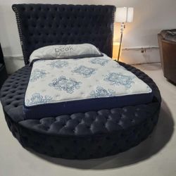 AP🎉 Black Queen Round Bed- 3 Boxes// Fast Delivery - Financing 